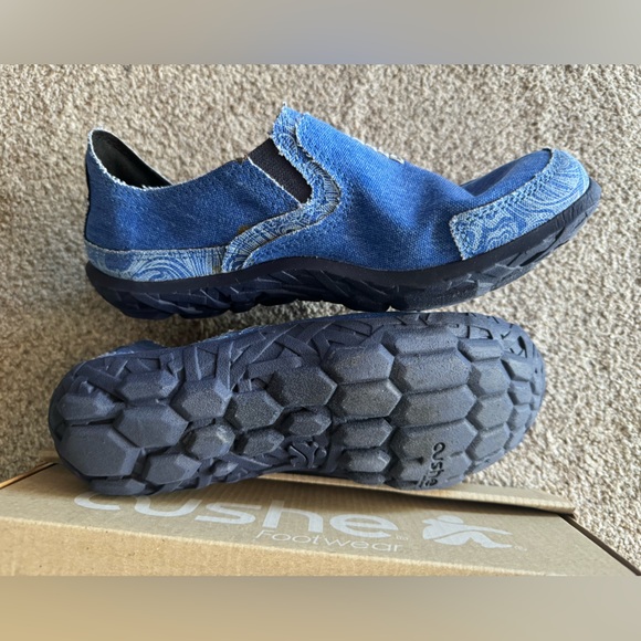 Cushe Blue Tropic Women’s Shoes, size 7 - Picture 5 of 5